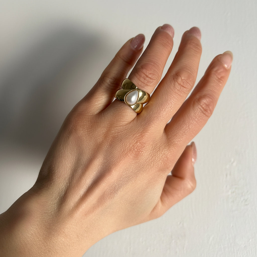Anello con Madreperla