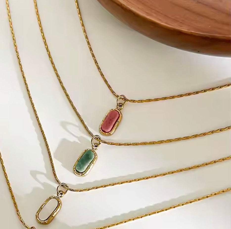 Collana Arya