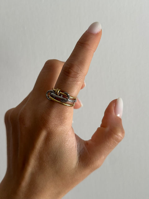 Anello Lola