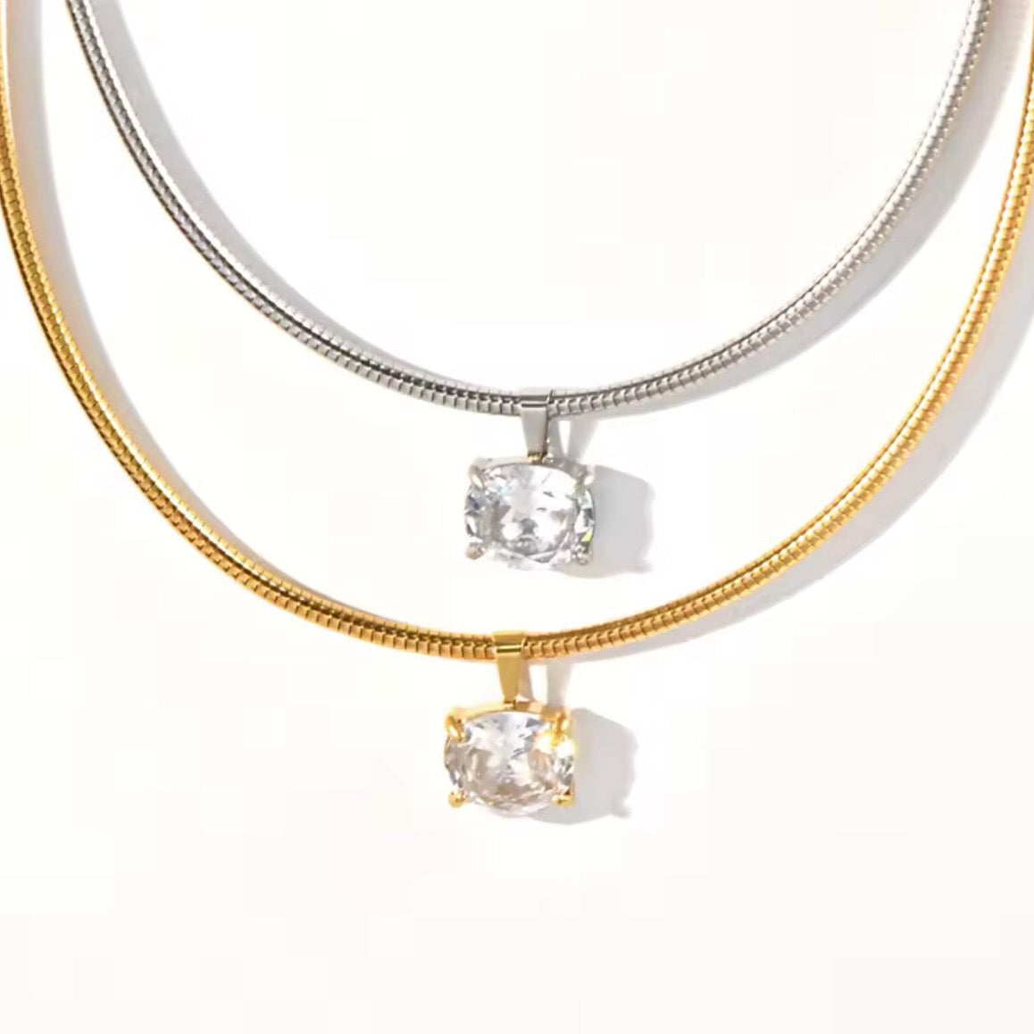 Collana Oltre